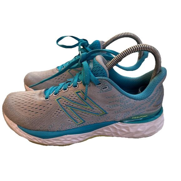 New Balance Fresh Foam 880 womans W880S11 Grey/blue Athletic Running Shoe sz 7 - Picture 1 of 9